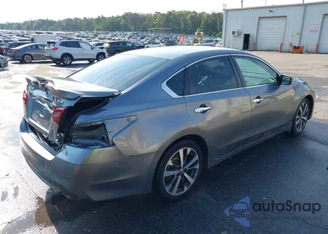 2017 Nissan Altima 2.5 Sr из США, поврежденный, VIN 1N4AL3AP8HC487263